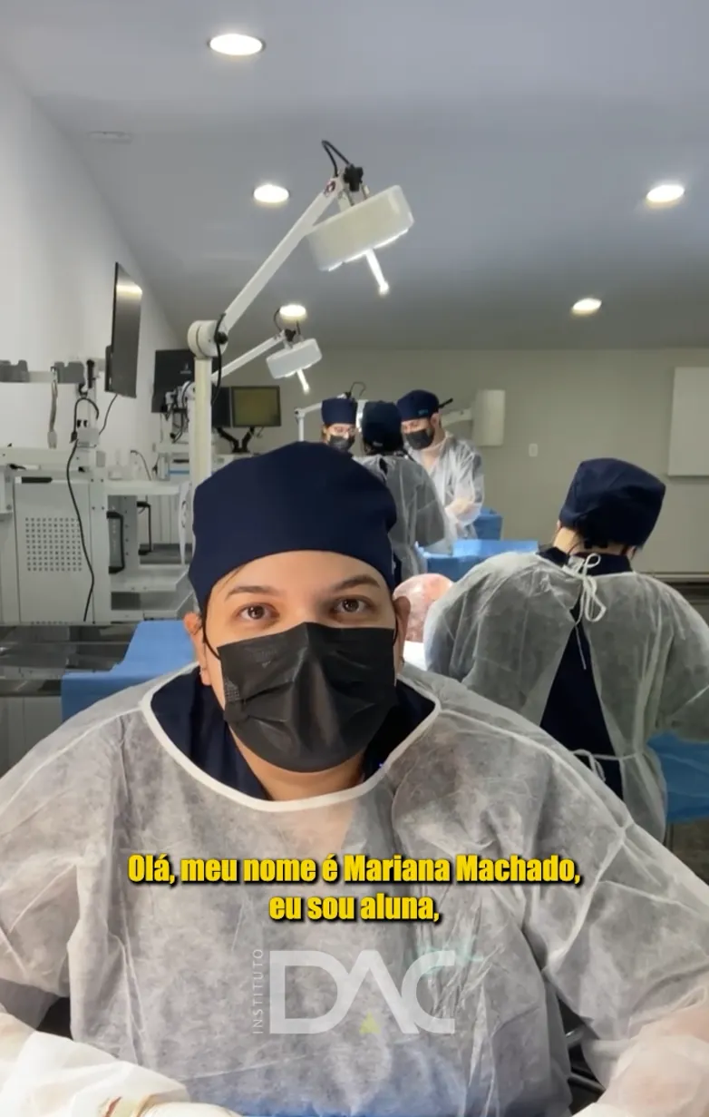 Mariana Machado durante depoimento no Instituto DAC